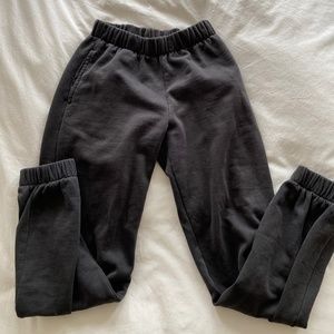 Brandy Melville Rosa sweatpants